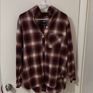 GAP Plaid Button-Up Shirt